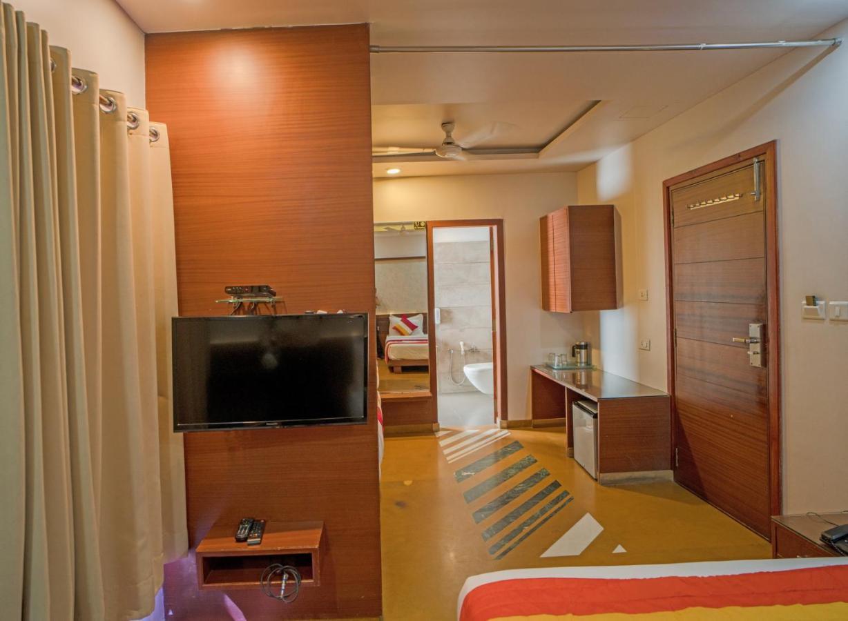 Uddhav Vilas A Family Hotel Udaipur Exterior foto